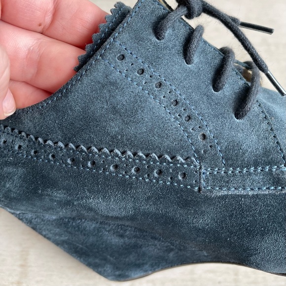 BALENCIAGA - Made in Italy Arena Suede Derby Lace-Up Blue Wedges Shoes - Picture 14 of 14